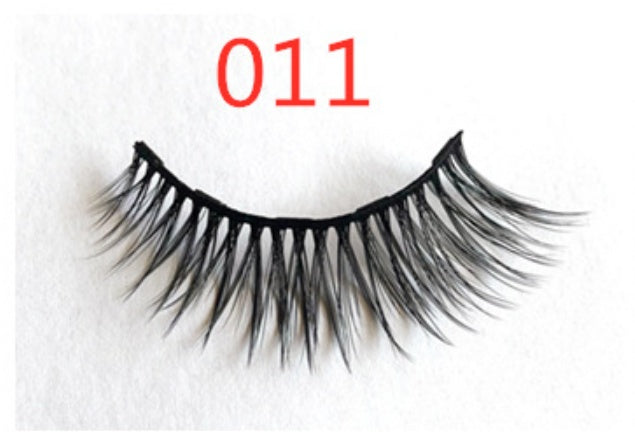 Fashion-Forward Magnetic False Eyelashes