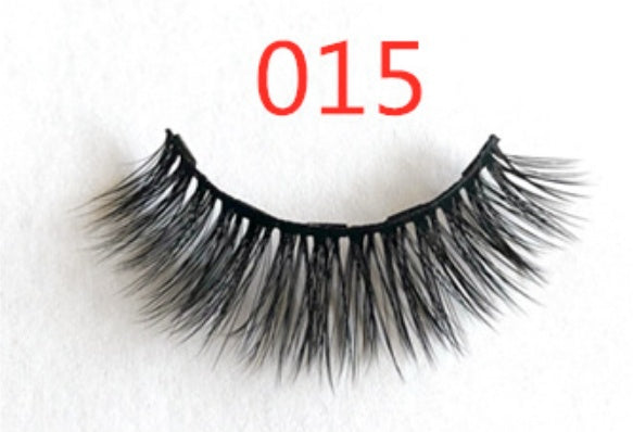 Fashion-Forward Magnetic False Eyelashes