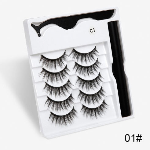 Fashion-Forward Magnetic False Eyelashes