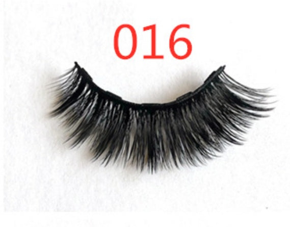 Fashion-Forward Magnetic False Eyelashes