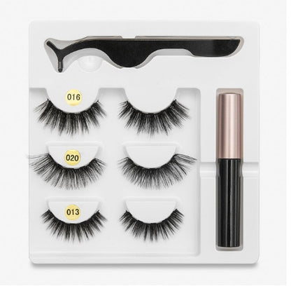 Fashion-Forward Magnetic False Eyelashes