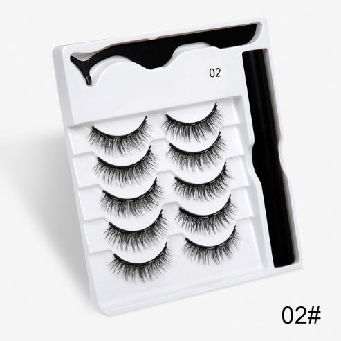 Fashion-Forward Magnetic False Eyelashes