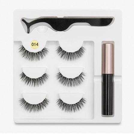 Fashion-Forward Magnetic False Eyelashes