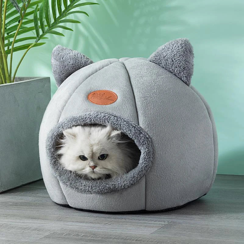 Cozy Winter Cat Cave Bed